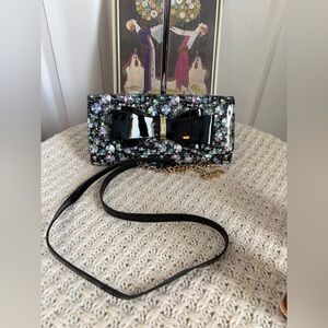 EUC Betsey Johnson Convertible Clutch